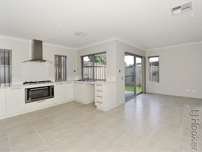 26 Cooper Street, Mandurah WA 6210