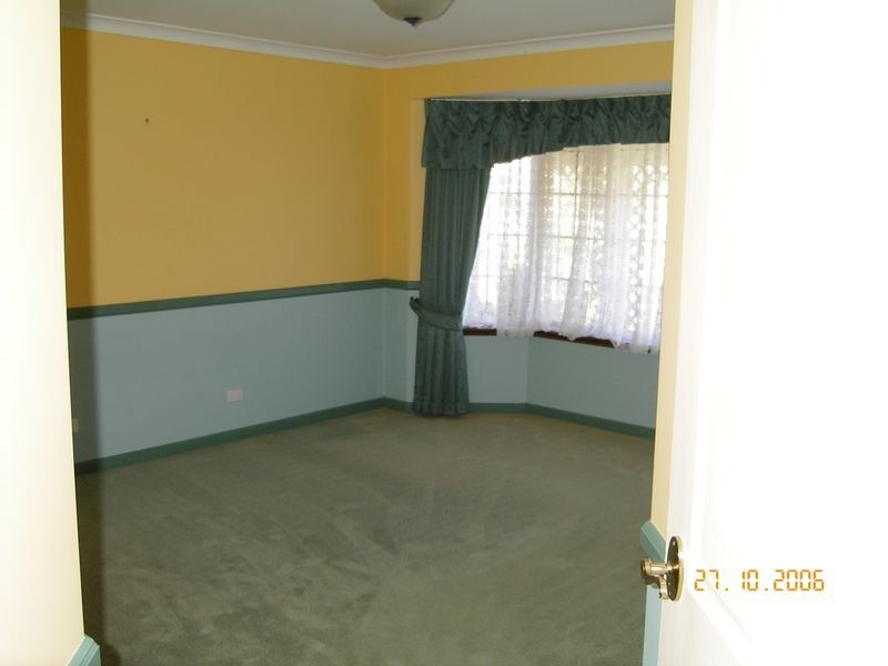 34 Admiralty Crescent, Halls Head WA 6210