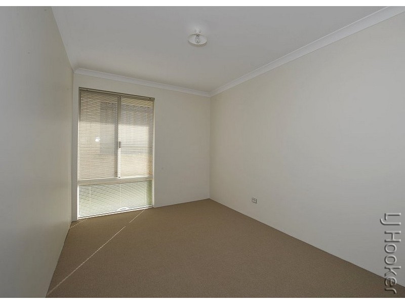 13 Buttercup Parkway, Halls Head WA 6210
