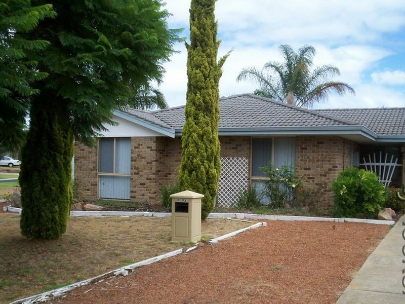 2/3 Olinda Court, Greenfields WA 6210