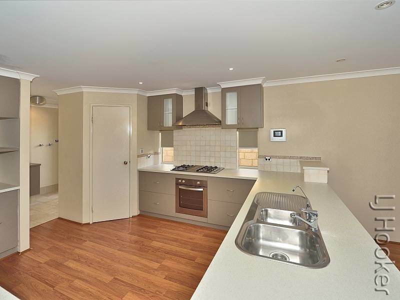 89 Darwin Terrace, Dudley Park WA 6210