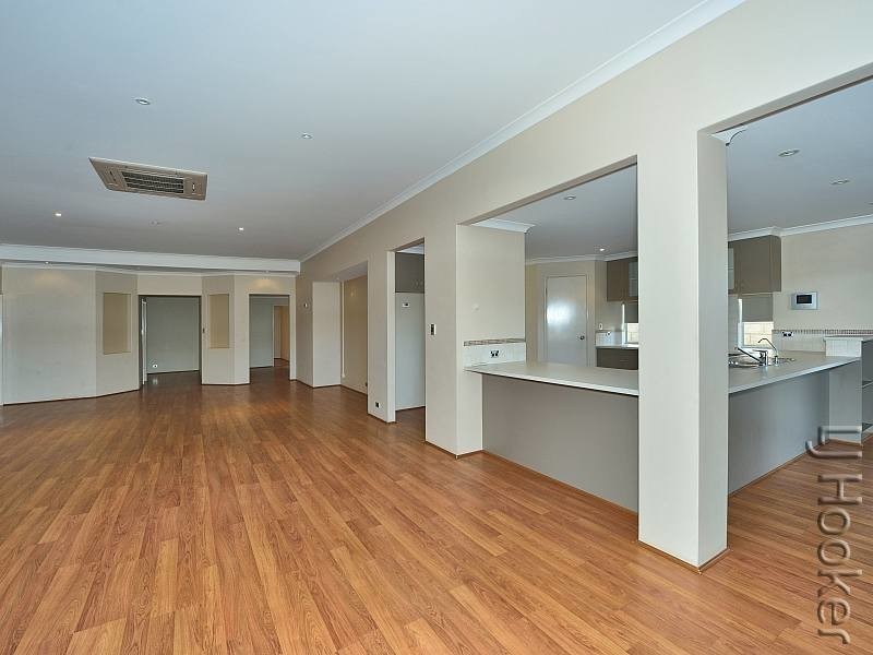 89 Darwin Terrace, Dudley Park WA 6210