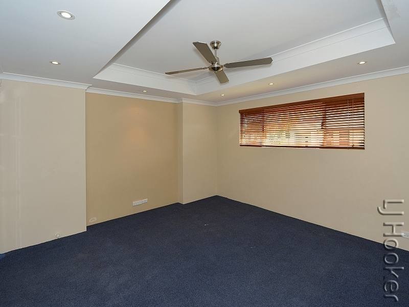 89 Darwin Terrace, Dudley Park WA 6210