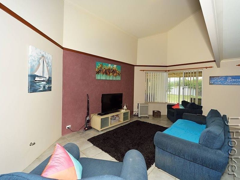 29 Admiralty Crescent, Halls Head WA 6210