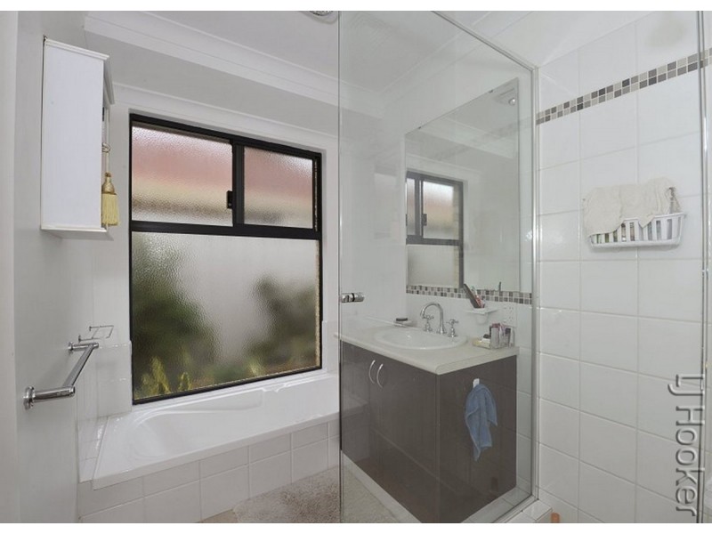 2/11 Liberton Place, Coodanup WA 6210