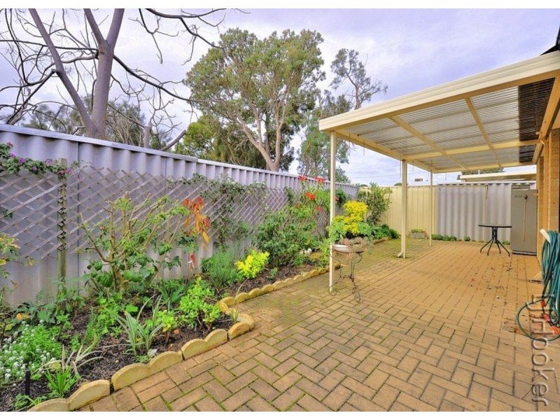 2/11 Liberton Place, Coodanup WA 6210