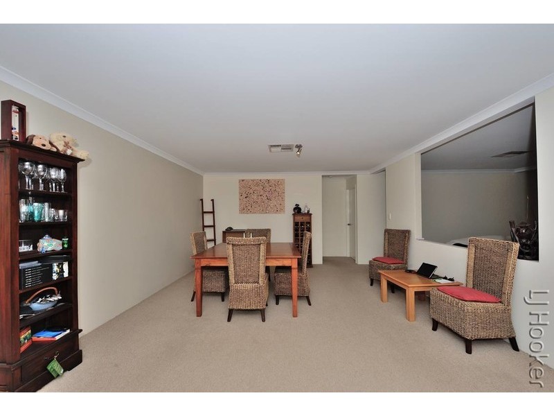 28 Camden Way, Meadow Springs WA 6210