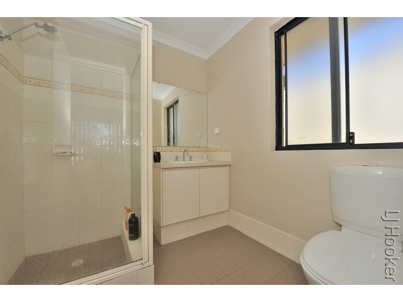 28 Camden Way, Meadow Springs WA 6210