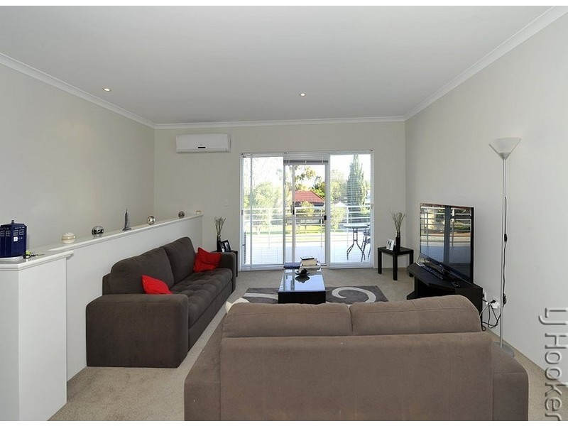 3/12 Elizabeth Street, Mandurah WA 6210