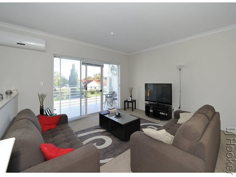 3/12 Elizabeth Street, Mandurah WA 6210