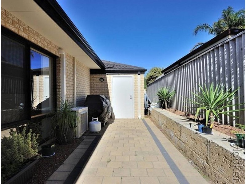 42 Stinton Street, Mandurah WA 6210