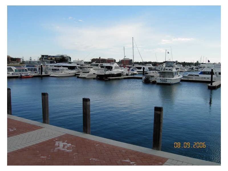 16 Clyde Place, Mandurah WA 6210