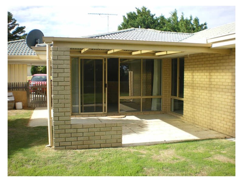 199 Mclarty Road, Halls Head WA 6210