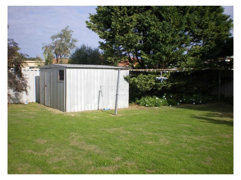 199 Mclarty Road, Halls Head WA 6210
