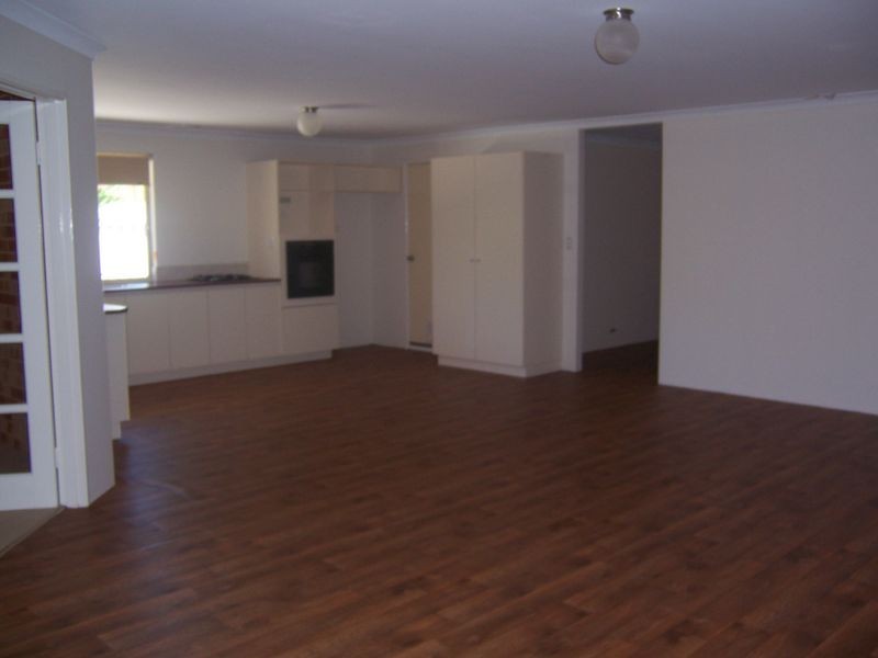 22 Cavender Street, Singleton WA 6175