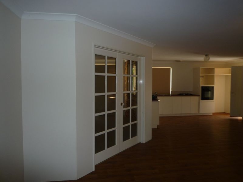 22 Cavender Street, Singleton WA 6175