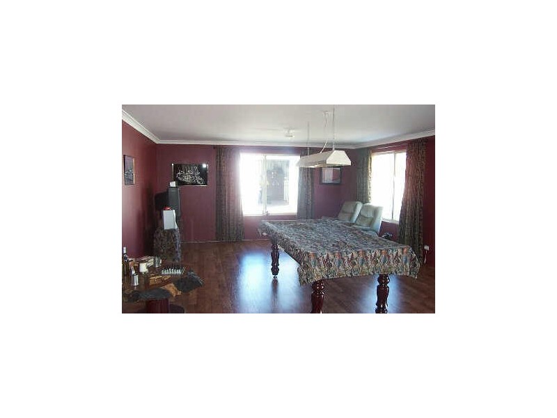 22 Cavender Street, Singleton WA 6175