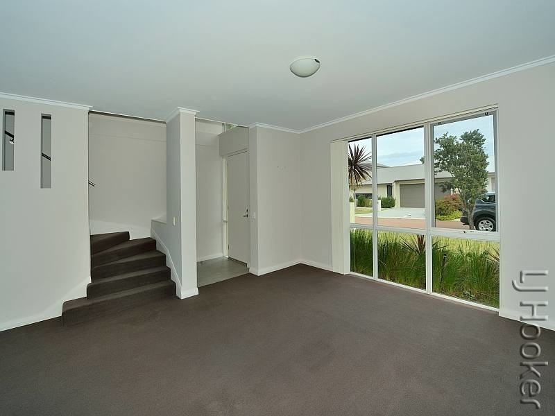 29 Tylney Loop, Meadow Springs WA 6210