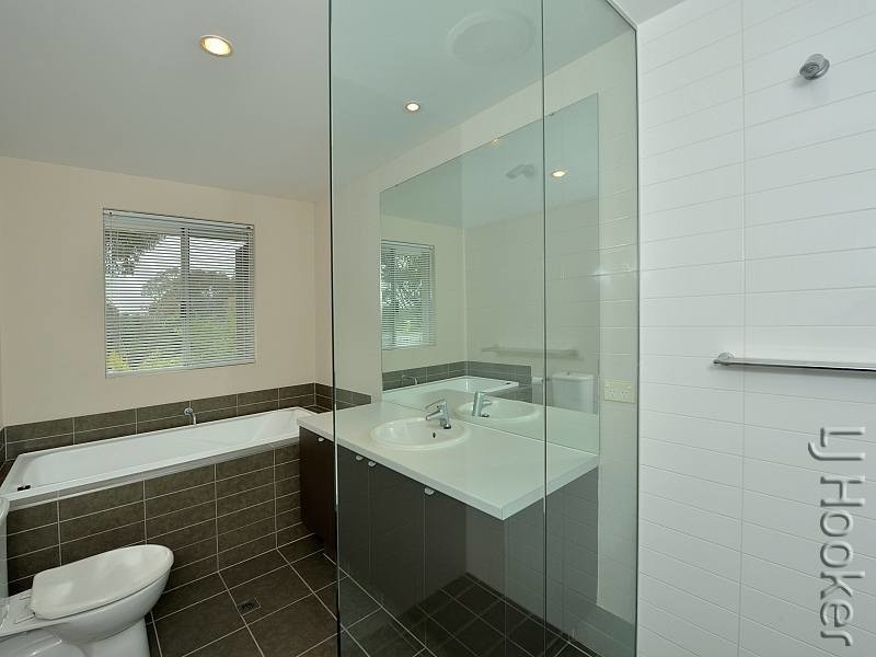 29 Tylney Loop, Meadow Springs WA 6210