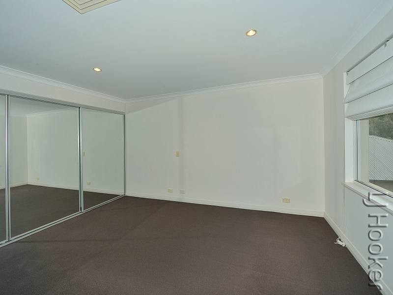 29 Tylney Loop, Meadow Springs WA 6210