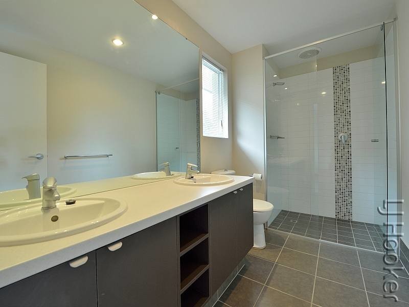 29 Tylney Loop, Meadow Springs WA 6210