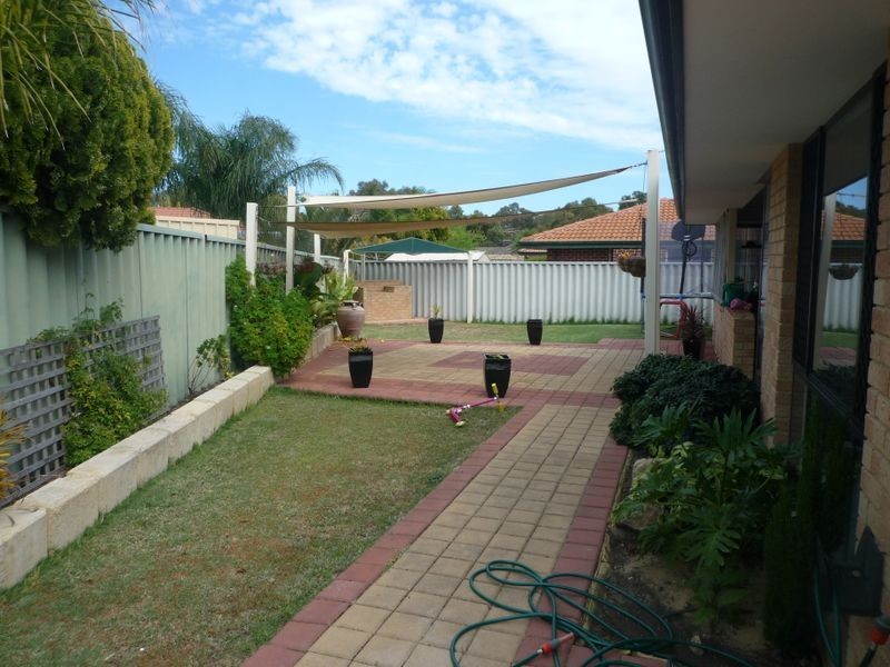 19 Prestwick Green, Meadow Springs WA 6210