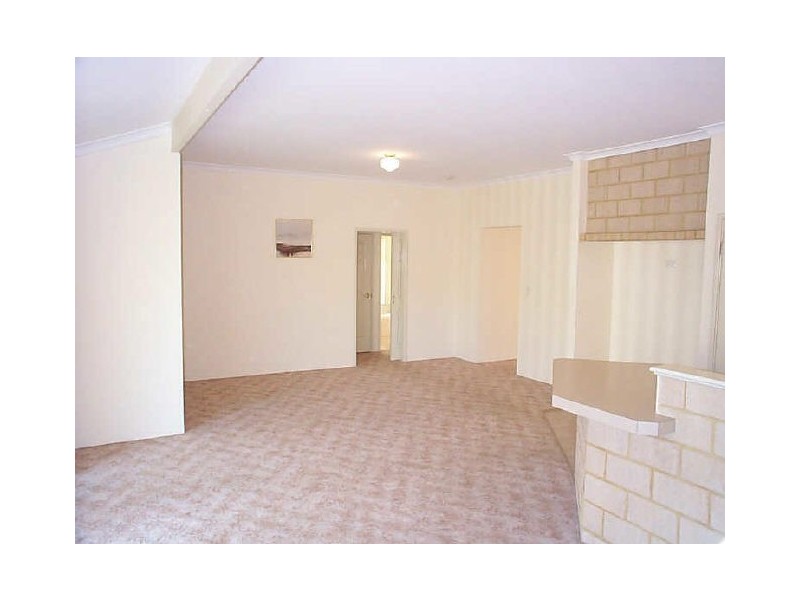 A/2 Oleander Close, Halls Head WA 6210