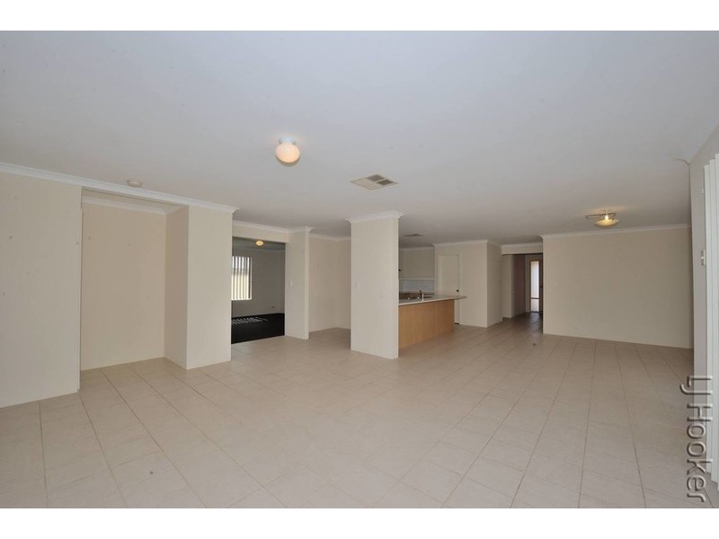 53 Albina Chase, Lakelands WA 6180