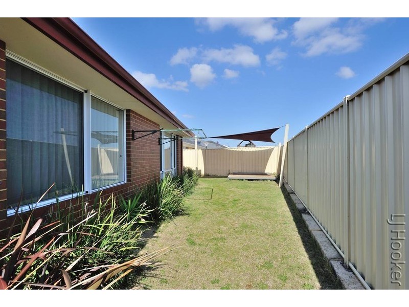 53 Albina Chase, Lakelands WA 6180