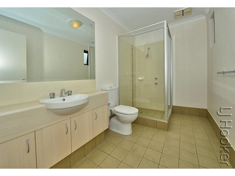 18/44 Golfers Retreat, Halls Head WA 6210