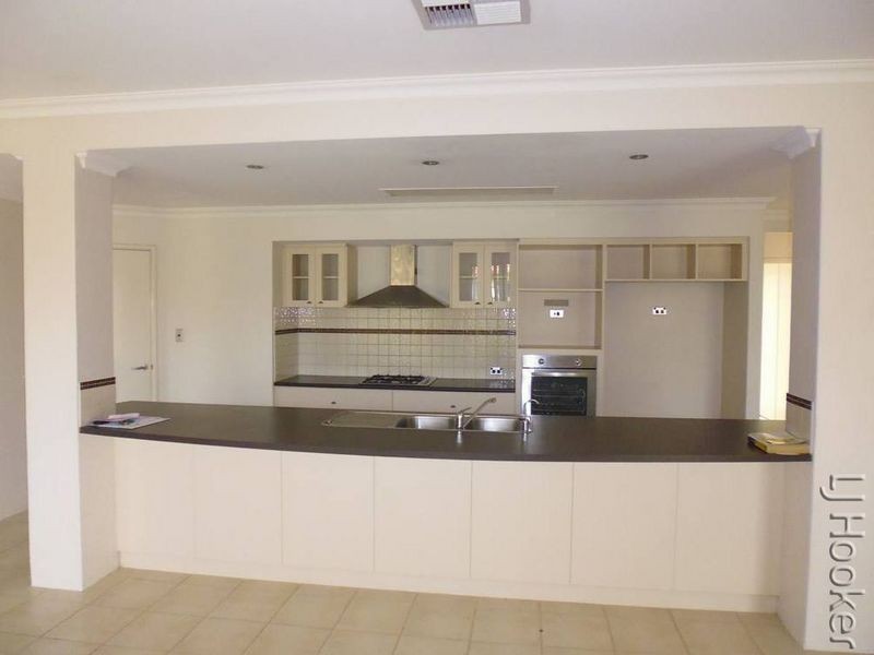 13 Columbus Street, Dudley Park WA 6210