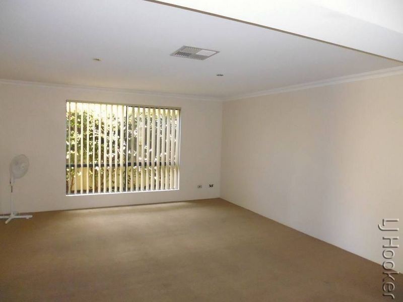 13 Columbus Street, Dudley Park WA 6210