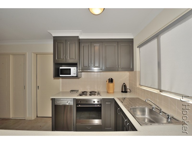 3/1 Lakes Crescent, South Yunderup WA 6208