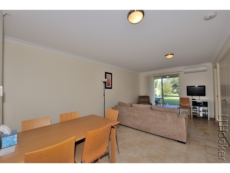 3/1 Lakes Crescent, South Yunderup WA 6208