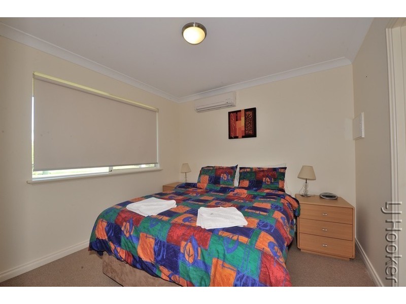3/1 Lakes Crescent, South Yunderup WA 6208