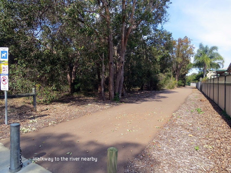 15 Carnegie Place, Greenfields WA 6210