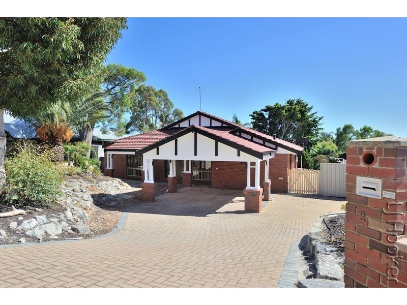 2 Hickory Court, Halls Head WA 6210