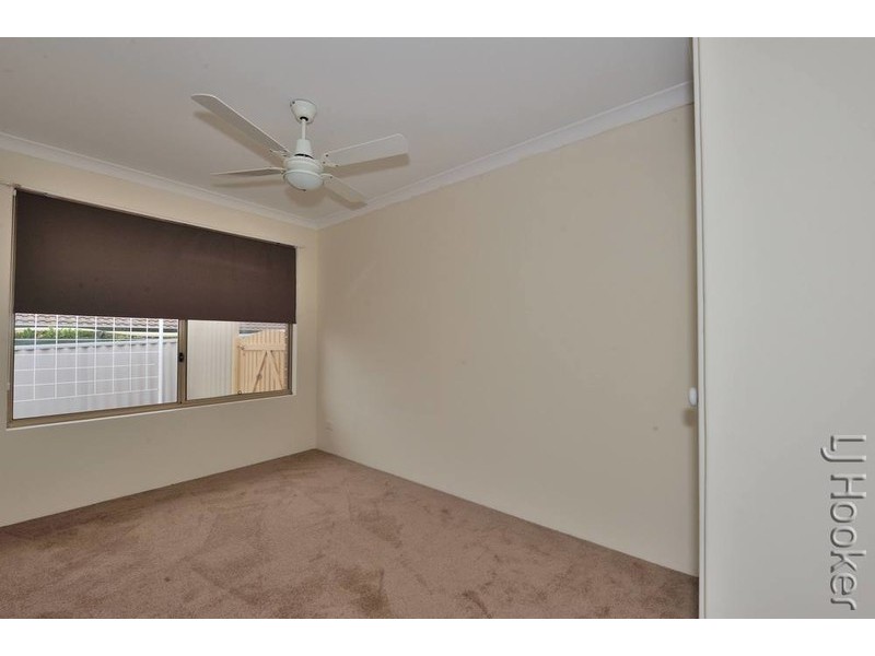 2 Hickory Court, Halls Head WA 6210