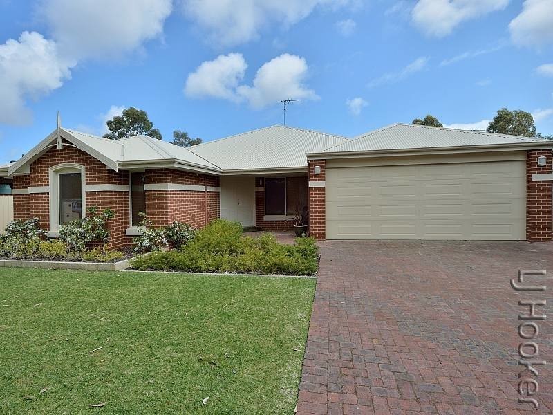 32 Redcliffe Road, Greenfields WA 6210