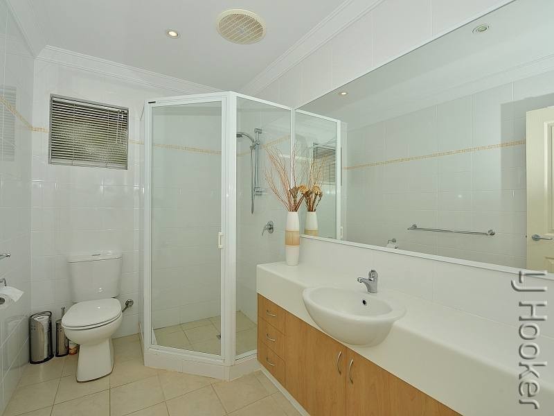17 Zamia Loop, Wannanup WA 6210