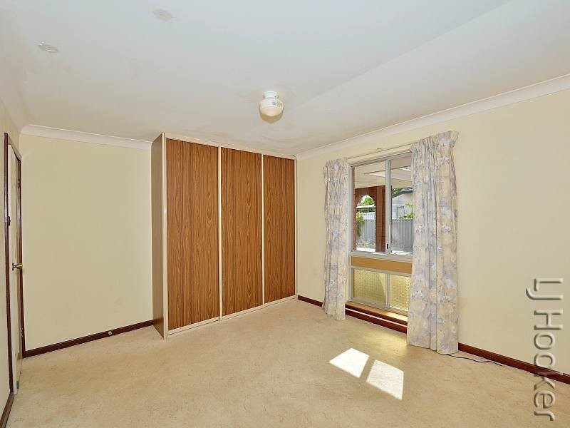 4A Service Street, Mandurah WA 6210