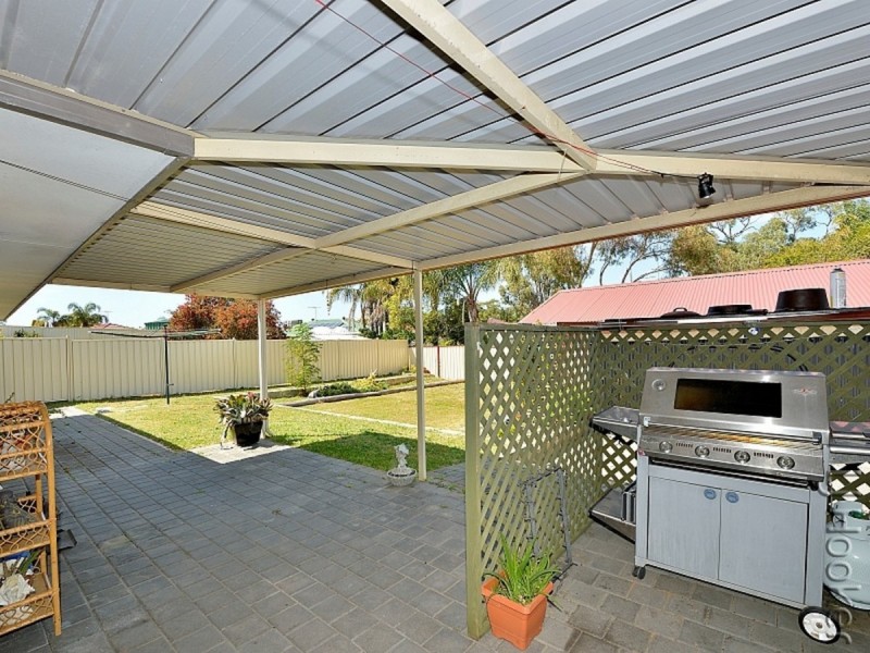 3 Selwyn Rise, Greenfields WA 6210