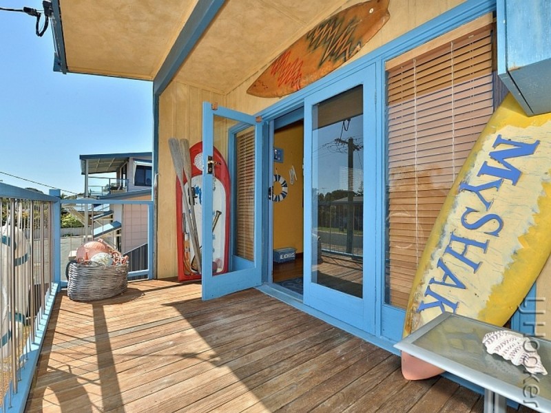 19 Tallas Road, Silver Sands WA 6210