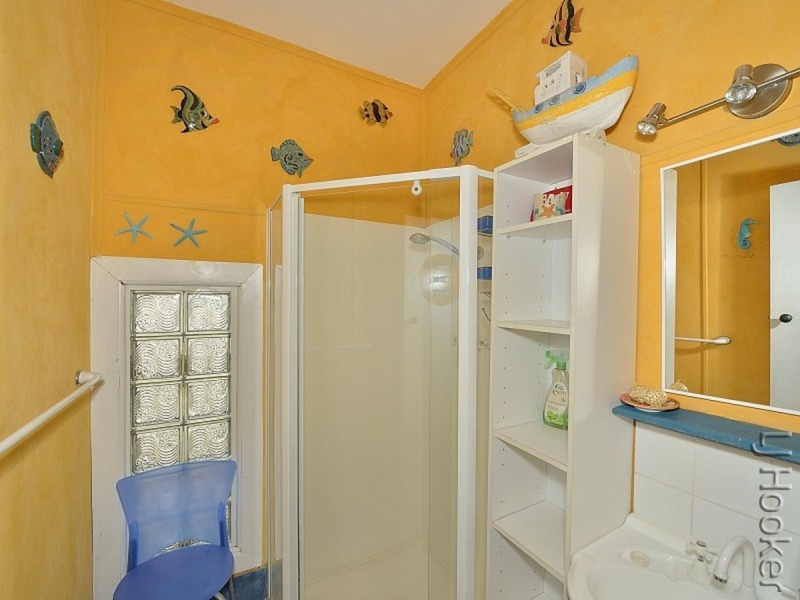 19 Tallas Road, Silver Sands WA 6210