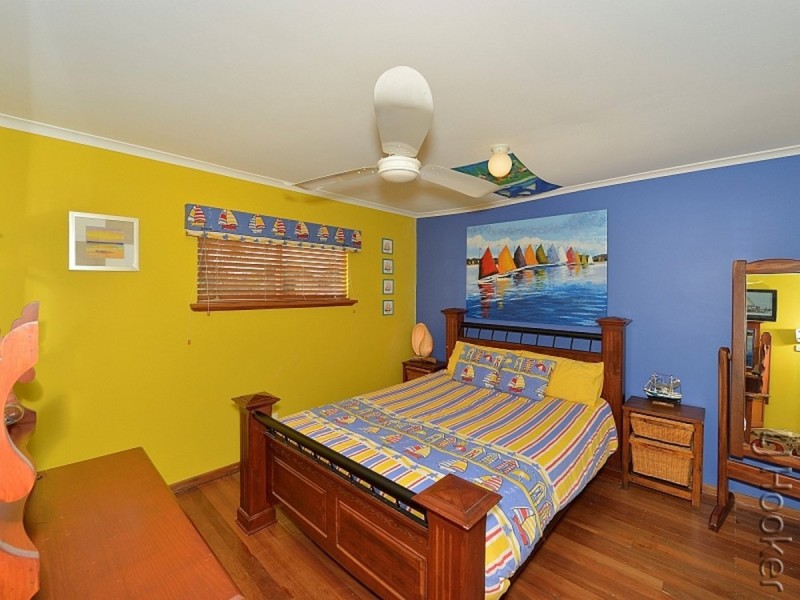 19 Tallas Road, Silver Sands WA 6210