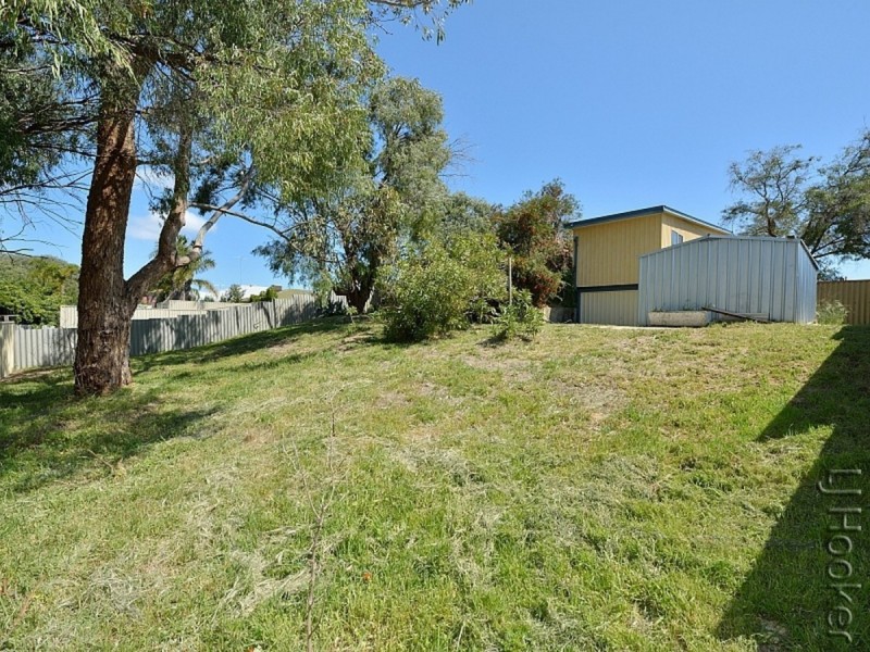 19 Tallas Road, Silver Sands WA 6210