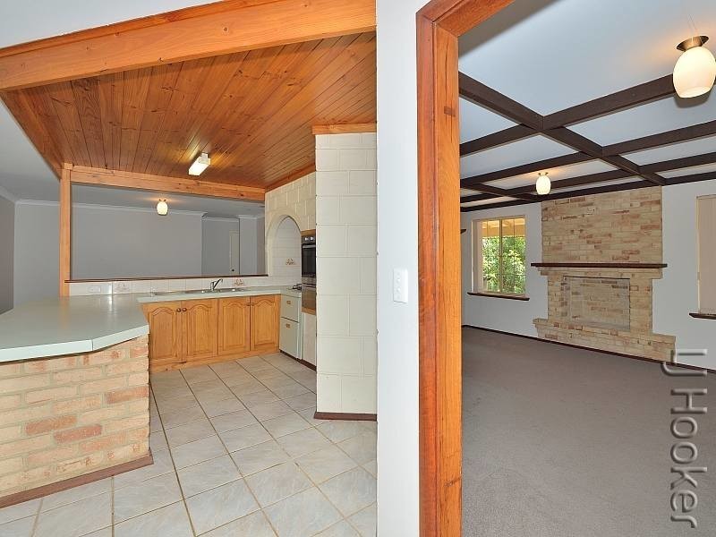 166 Mclarty Road, Halls Head WA 6210