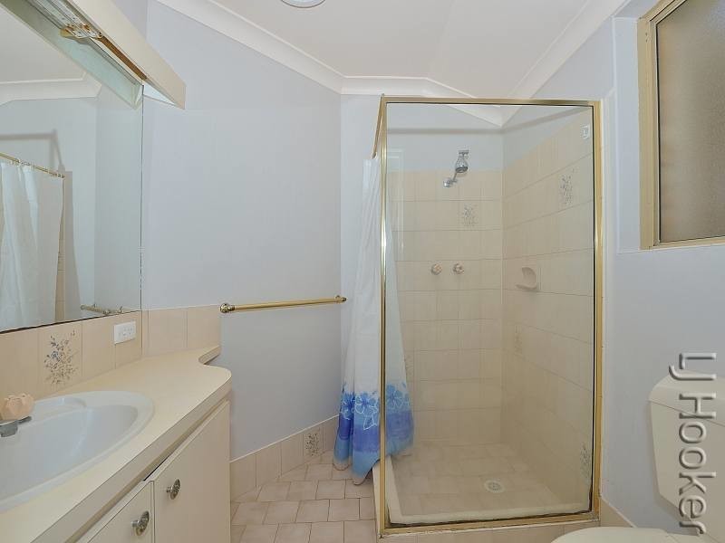 166 Mclarty Road, Halls Head WA 6210