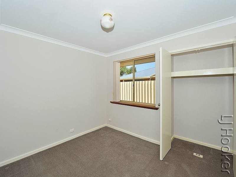166 Mclarty Road, Halls Head WA 6210