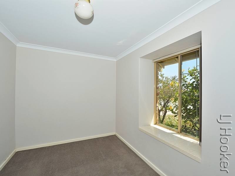 166 Mclarty Road, Halls Head WA 6210